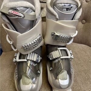 Atomic Ski Boots